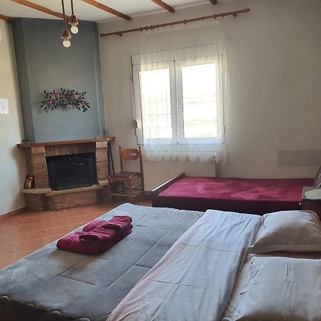 Alexandros Guesthouse Орма Екстер'єр фото