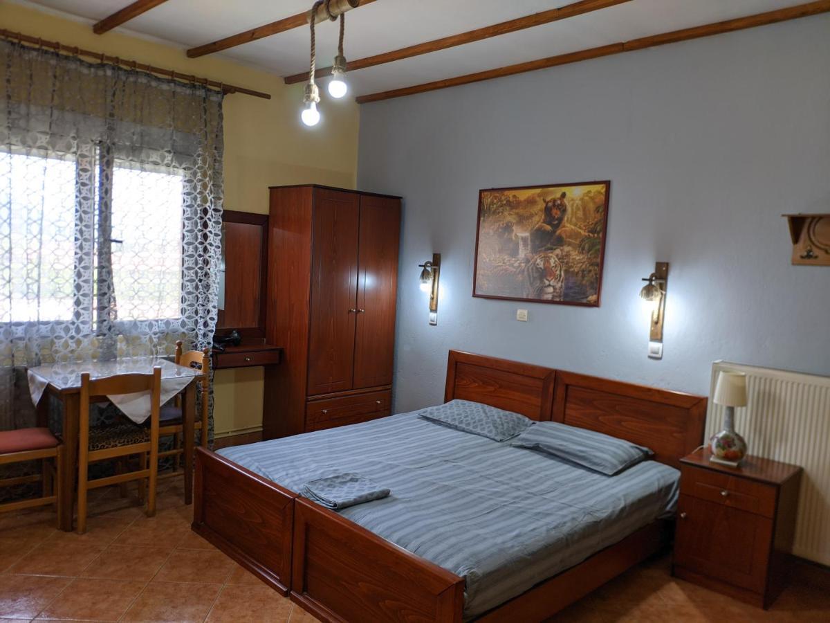 Alexandros Guesthouse Орма Екстер'єр фото