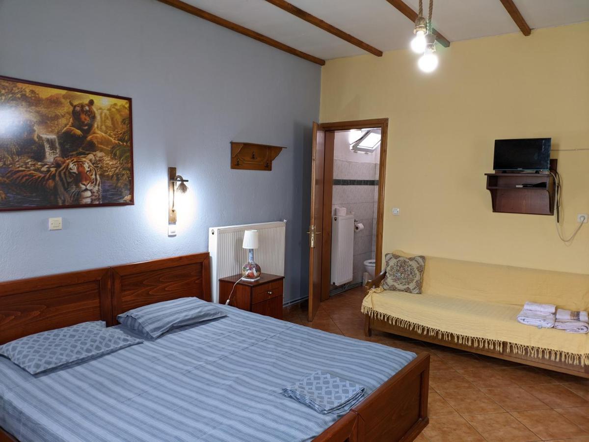 Alexandros Guesthouse Орма Екстер'єр фото