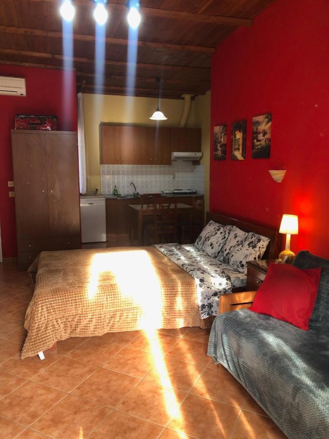Alexandros Guesthouse Орма Екстер'єр фото