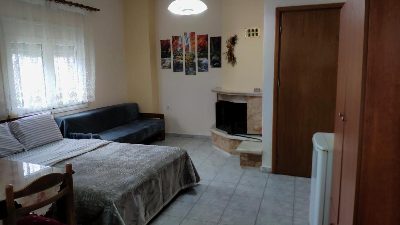Alexandros Guesthouse Орма Екстер'єр фото