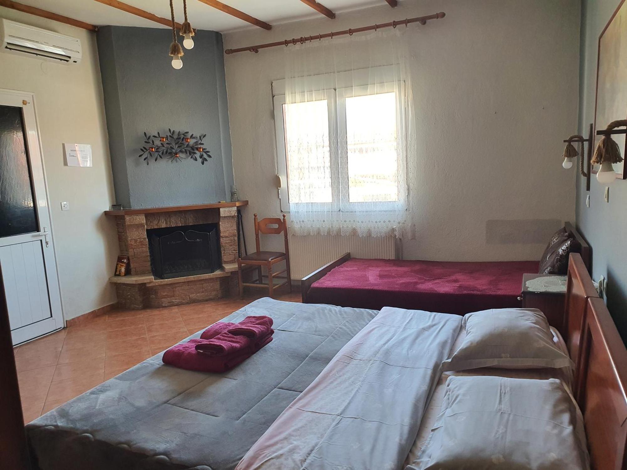 Alexandros Guesthouse Орма Екстер'єр фото